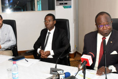 25_05_08_SIGNCONTRAT_002