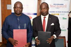 25_05_08_SIGNCONTRAT_004