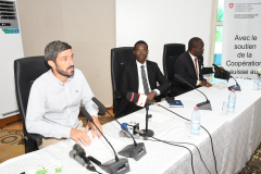 25_05_08_SIGNCONTRAT_028