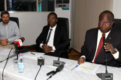 25_05_08_SIGNCONTRAT_034